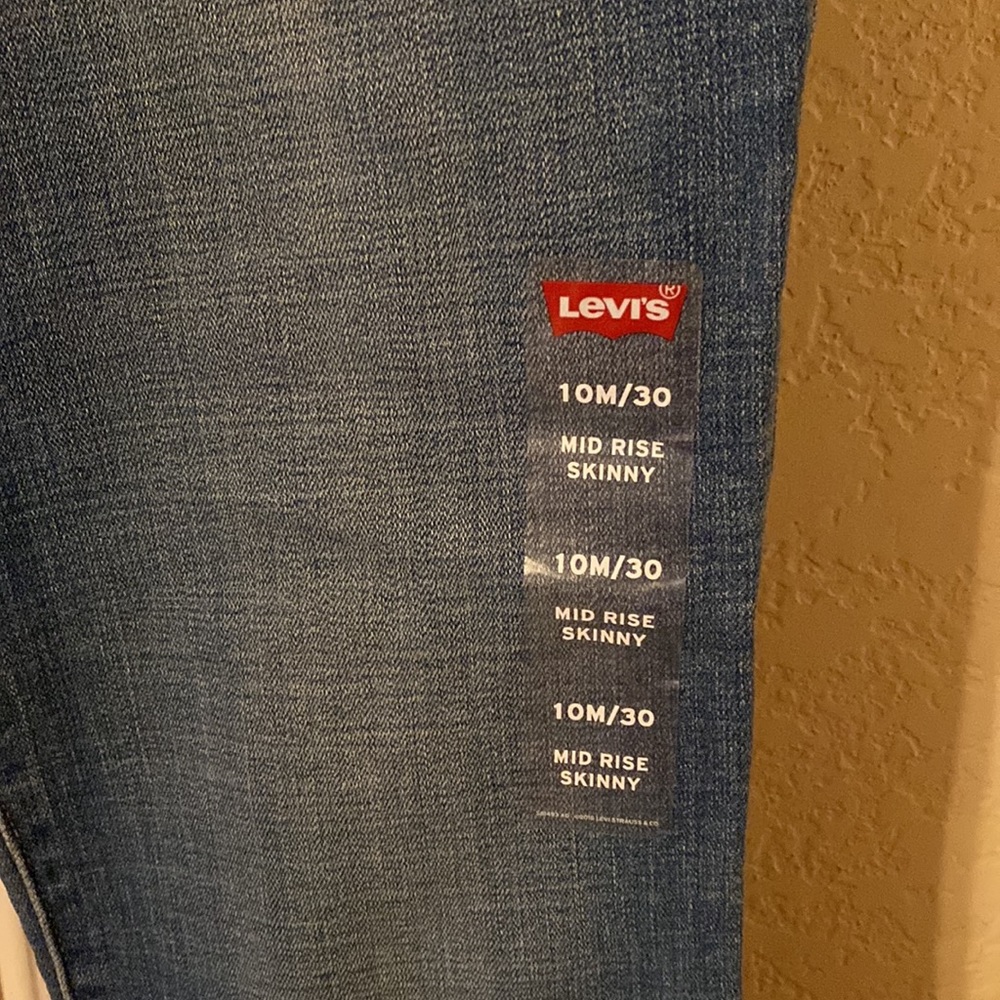 Jeans - Picture 2 of 4